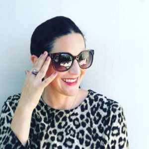 Meet your Posher, Carrie a.